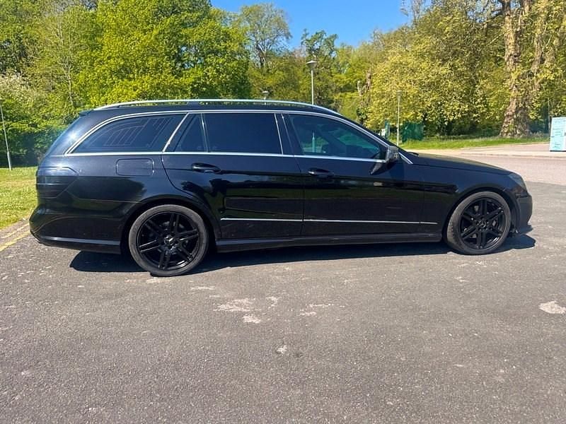 Used Mercedes E250 2010 Black Estate