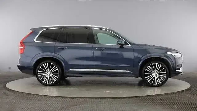 Used Volvo XC90 Inscription 449 HP (330 kW) 2022 Blue SUV