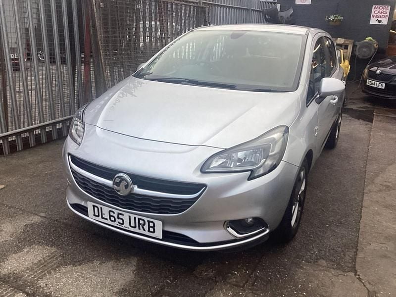 Used Vauxhall Corsa SRi 89 HP (65 kW) 2015 Silver Hatchback