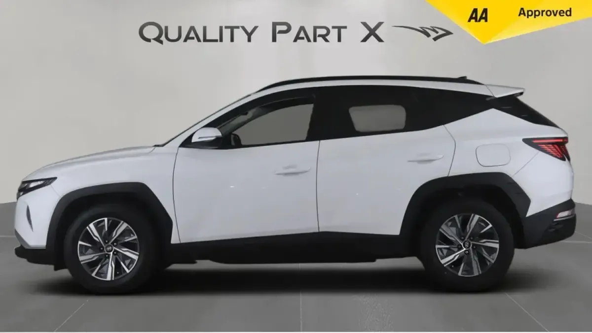 Gebraucht Hyundai Tucson SE 150 PS (110 kW) 2022 Weiß SUV