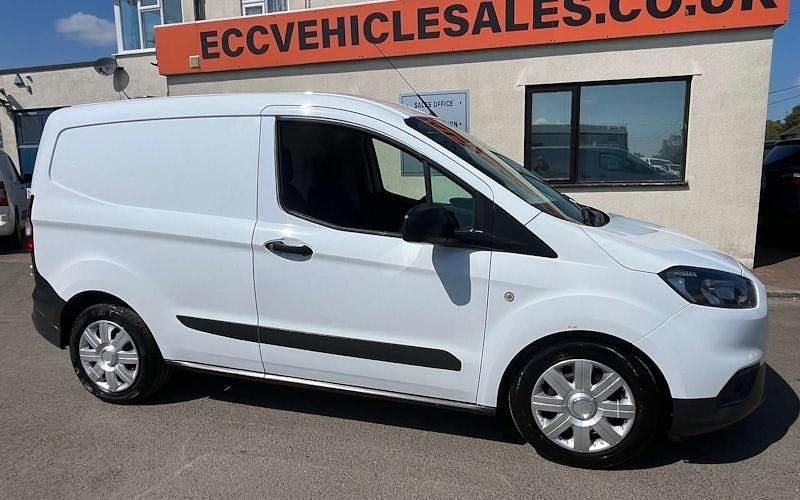 Usado Ford Transit Trend 101 HP (74 kW) 2023 Van