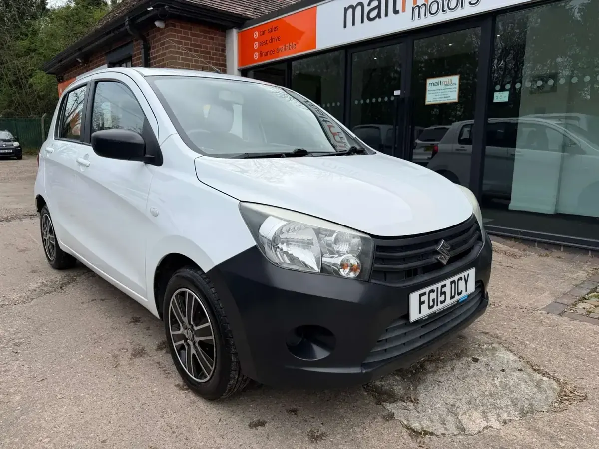 Używany Suzuki Celerio SZ3 2015 Biały Hatchback