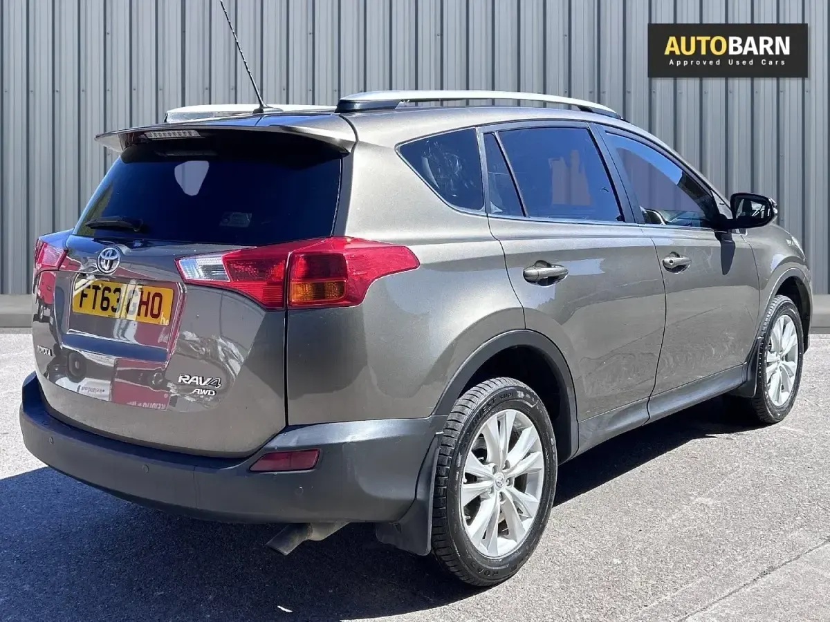 Usado Toyota RAV4 150 CV (110 kW) 2013 Beige SUV