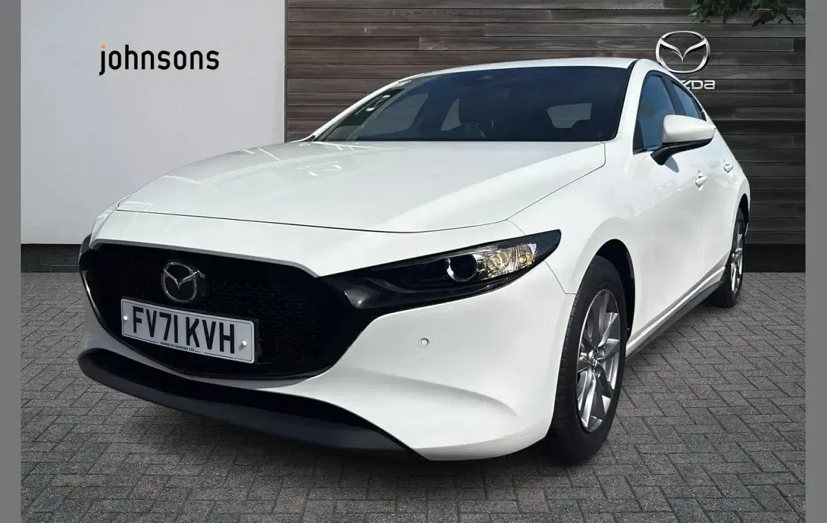 Usado Mazda 3 120 CV (88 kW) 2021 Blanco Utilitario