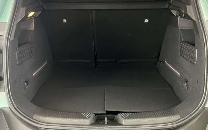 Used Renault R4 Komfort 110 kW (150 HP) 2025 Estate