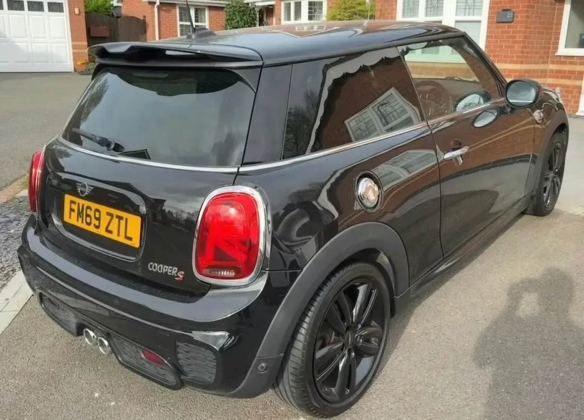 Usado Mini Cooper S Hatch 2020 Preto Citadino