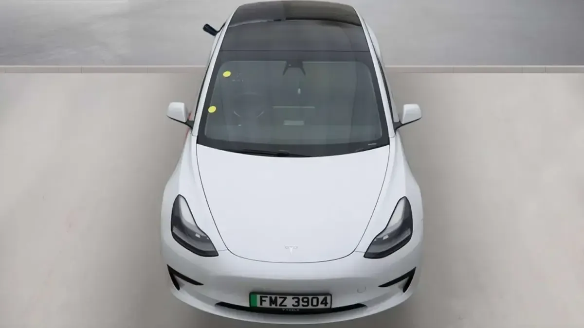 Used Tesla Model 3 Standard Range 208 kW (283 HP) 2021 White Sedan
