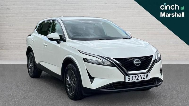 White Used 2022 Nissan Qashqai Acenta Premium SUV | £16,975 (Fair price) - Image 1/4