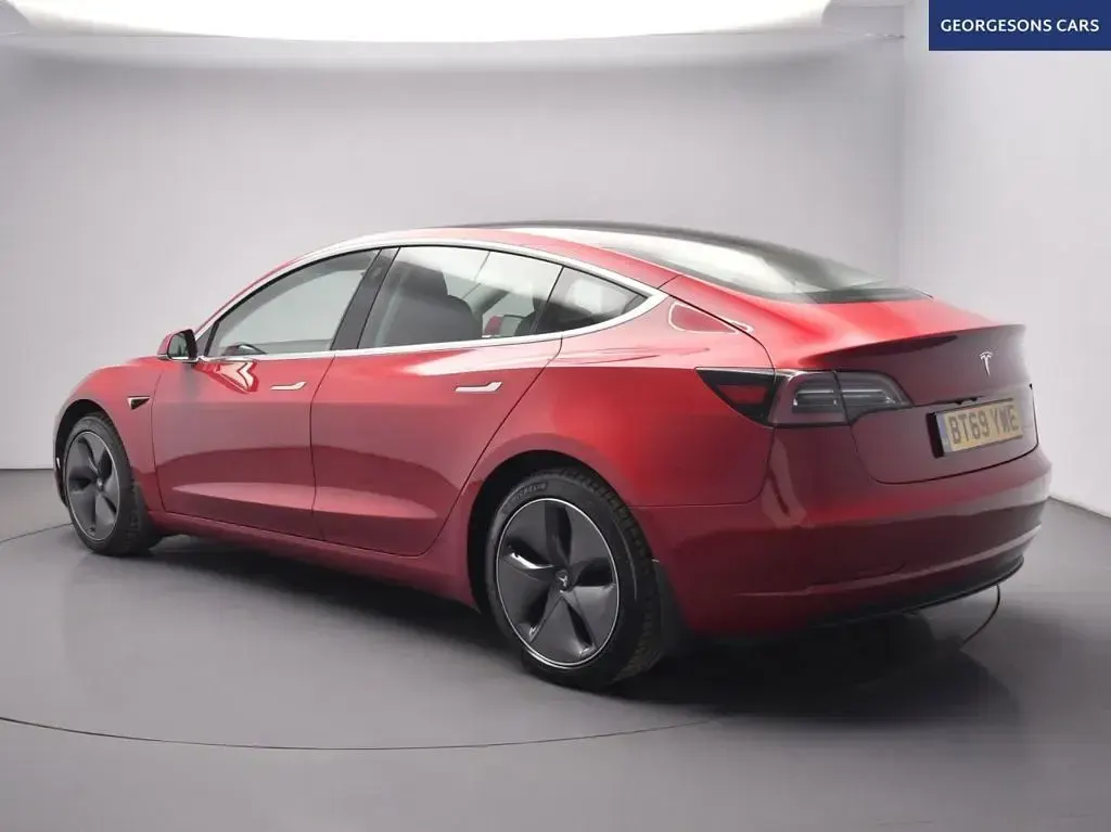 Used Tesla Model 3 254 kW (346 HP) 2019 Red Sedan