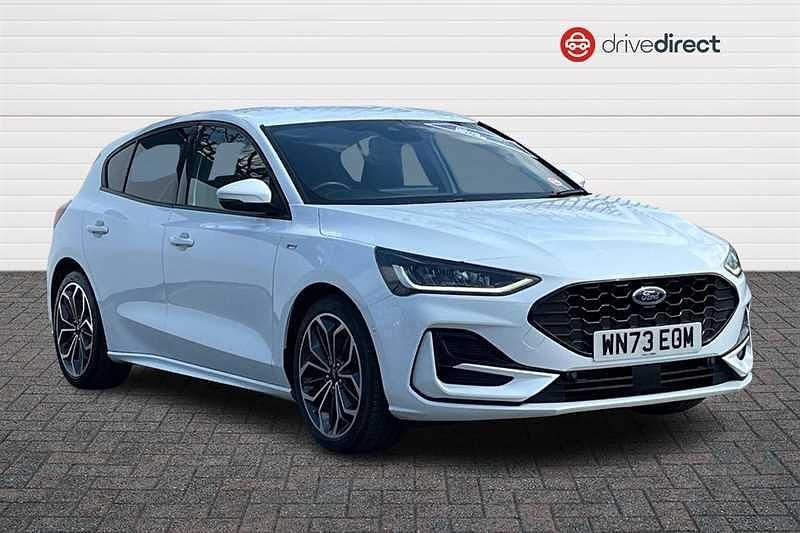 Used Ford Focus ST-Line X 125 HP (91 kW) 2023 White Hatchback