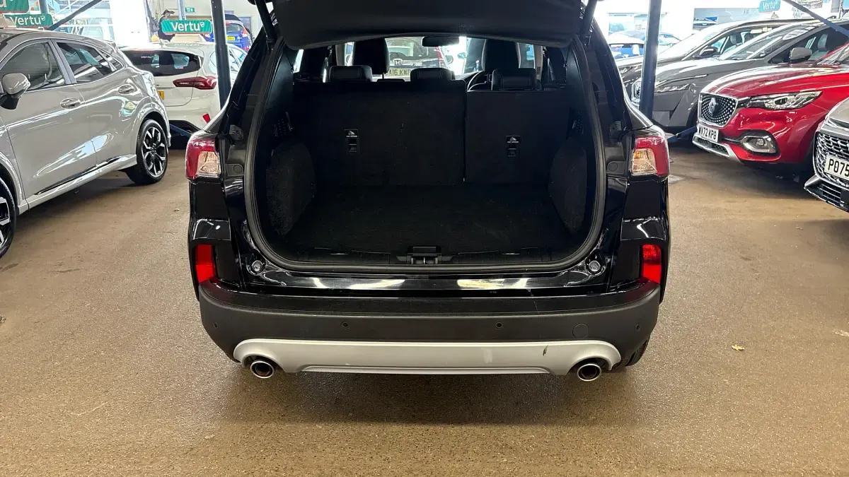 Used Ford Kuga Titanium 150 HP (110 kW) 2023 Black SUV