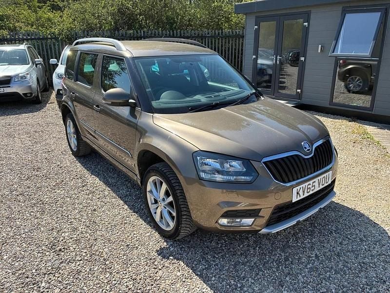 Used Skoda Yeti SE 105 HP (77 kW) 2016 Brown SUV