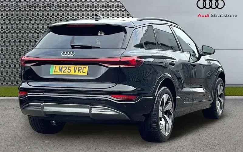Used Audi Q6 e-tron S-Line 185 kW (252 HP) 2026 SUV