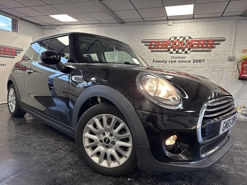 Black Used 2016 Mini Cooper Hatch Hatchback | £10,000 (Fair price) - Image 1/2