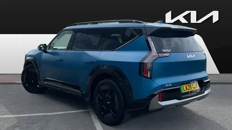 Usado Kia EV9 GT-Line S 281 kW (383 HP) 2025 Azul SUV