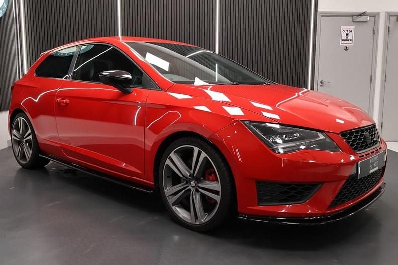 Used Seat Leon CUPRA 2015 Red Hatchback