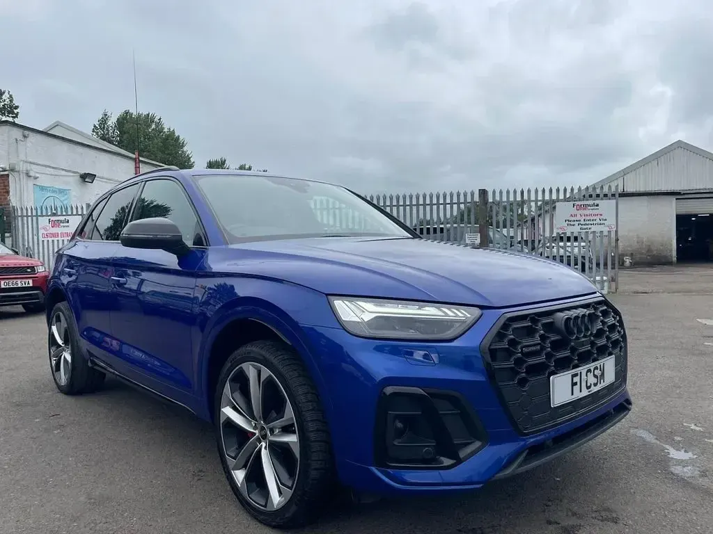 Used Audi Q5 Comfort 204 HP (150 kW) 2021 Blue SUV