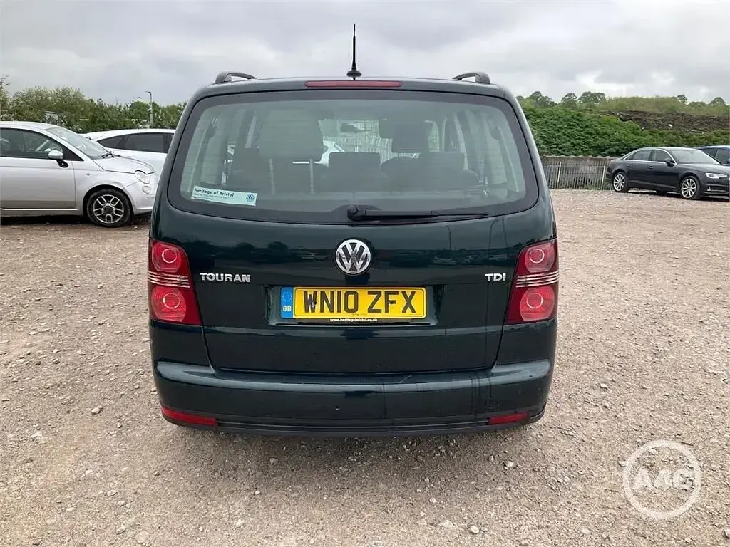Used VW Touran S 105 HP (77 kW) 2010 Green MPV