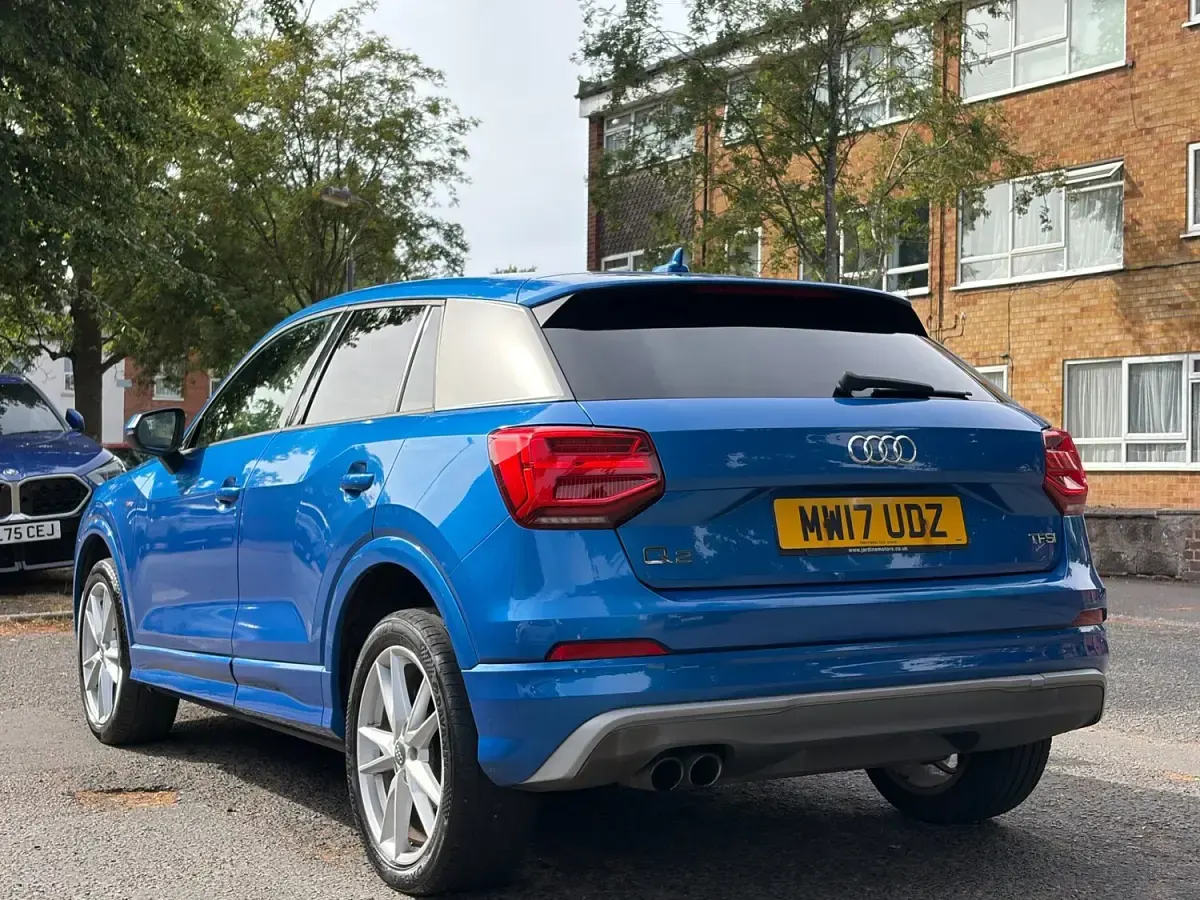 Used Audi Q2 S-Line 150 HP (110 kW) 2017 Blue SUV