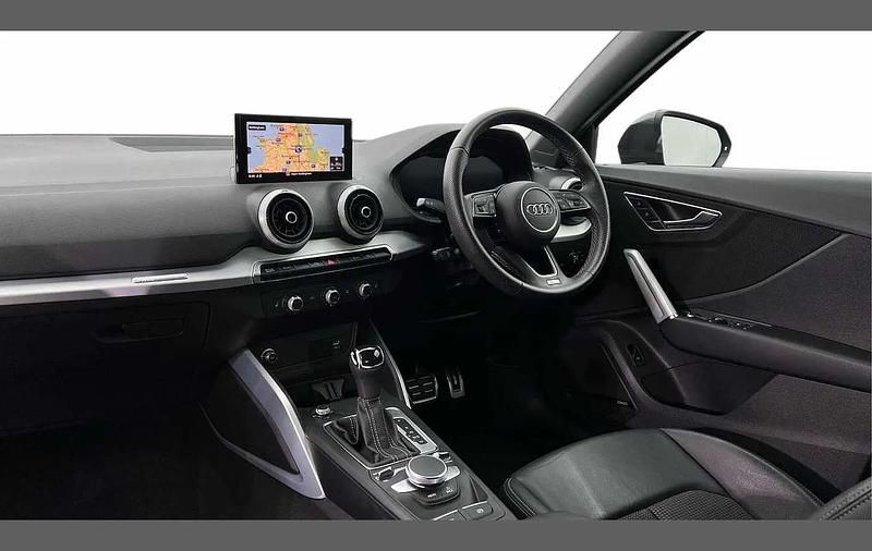 Used Audi Q2 S-Line 147 HP (108 kW) 2022 Grey SUV