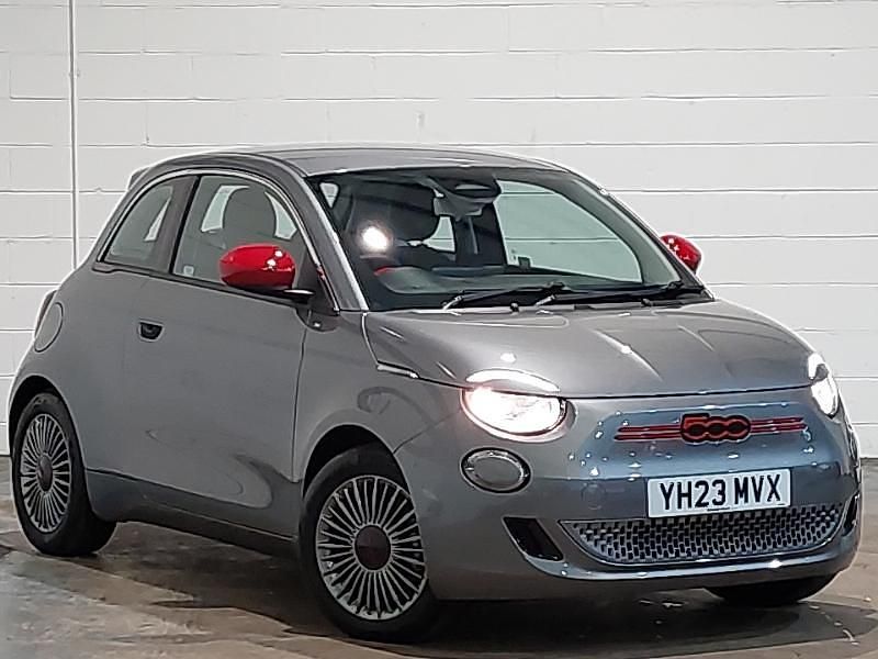Red Used 2023 Fiat 500e Red Hatchback | £14,498 (Fair price) - Image 1/4