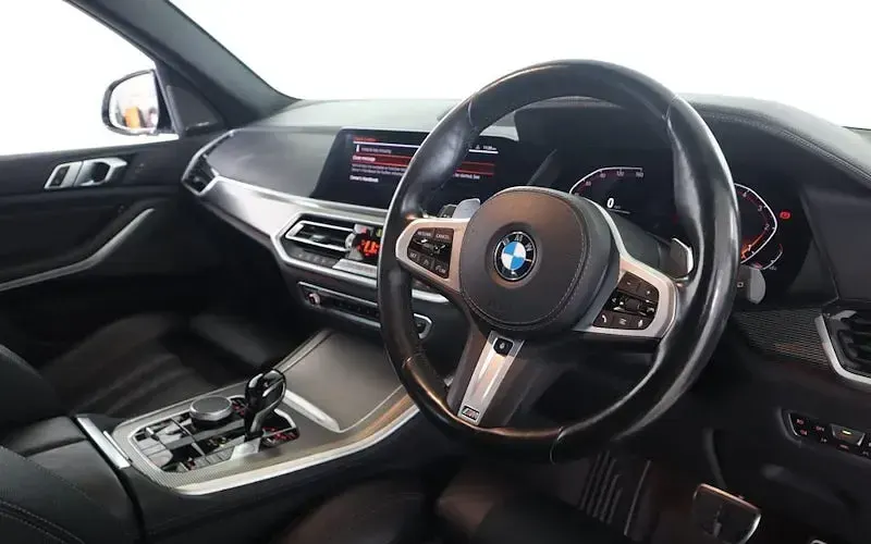 Used BMW X5 M Sport 265 HP (194 kW) 2020 White SUV