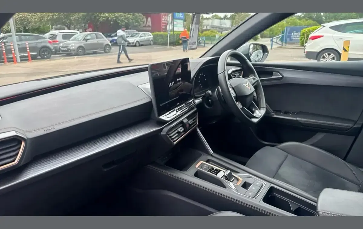 Used Cupra Leon 147 HP (108 kW) 2025 Black Estate