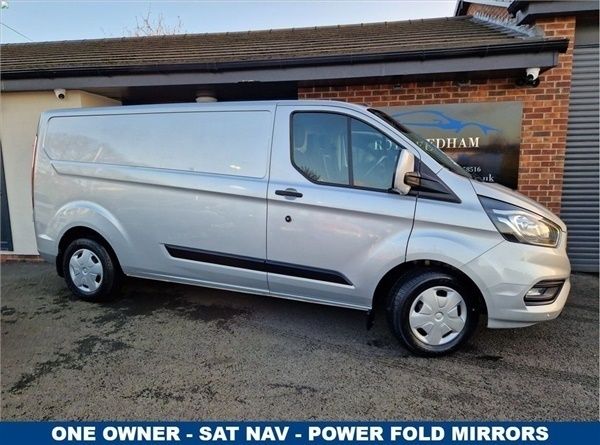 Silver Used 2018 Ford Transit Custom Trend | £13,188 (Good price) - Image 1/1