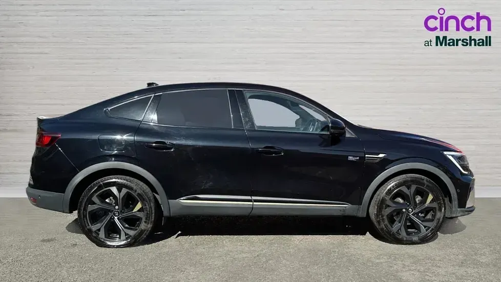 Used Renault Arkana Engineered 142 HP (104 kW) 2023 Black SUV