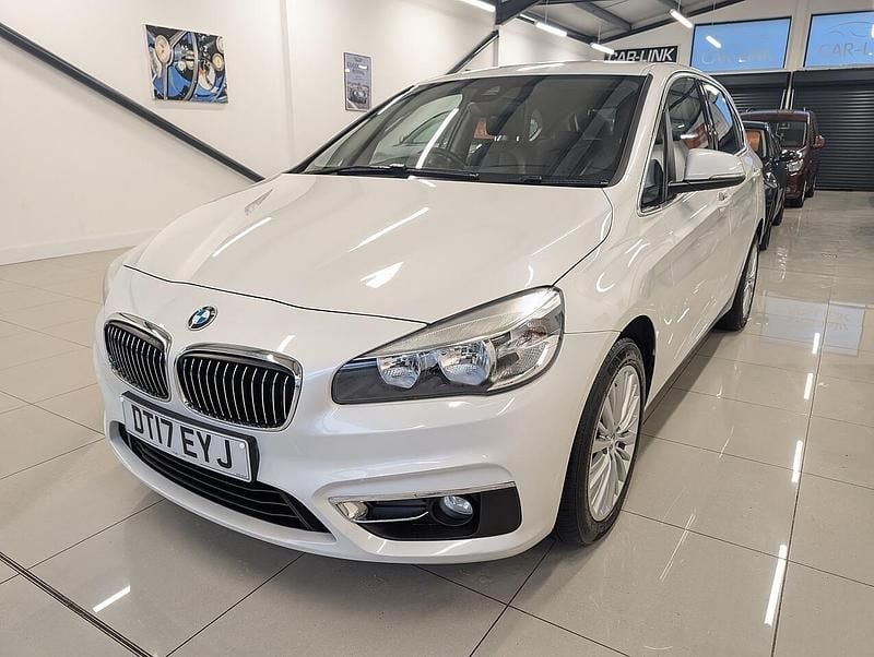 White Used 2017 BMW 218 Luxury Line MPV | £9,495 (Fair price) - Image 1/4