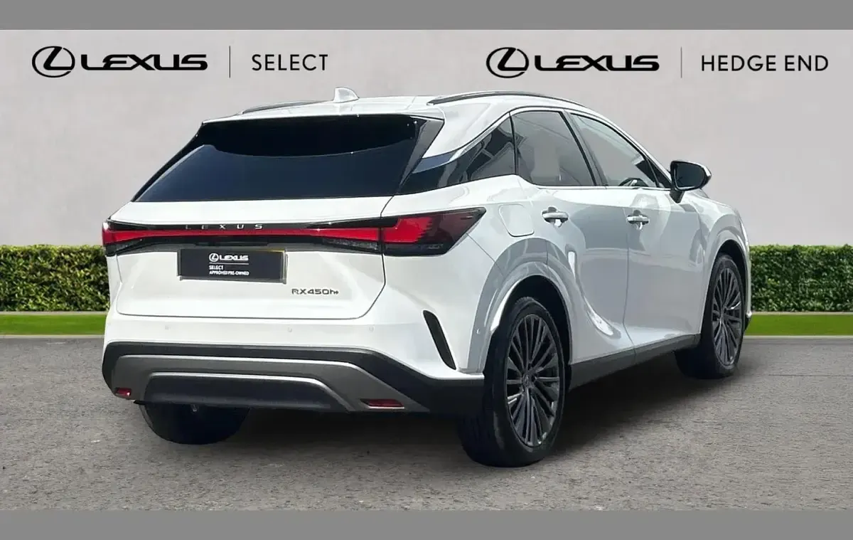 Used Lexus RX450h+ 304 HP (223 kW) 2024 White SUV