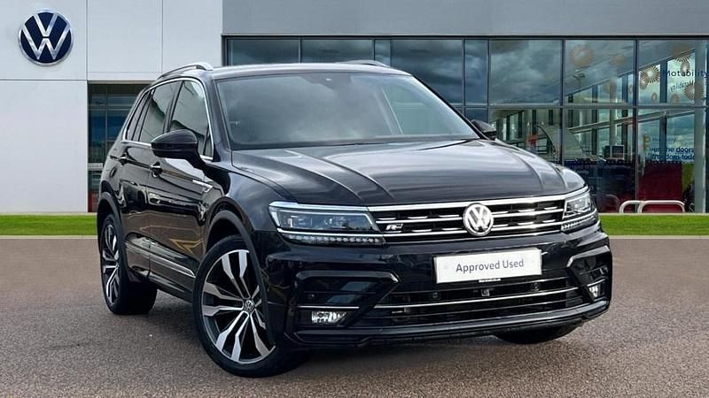 Black Used 2020 VW Tiguan R-line SUV | £20,990 (Good price) - Image 1/4