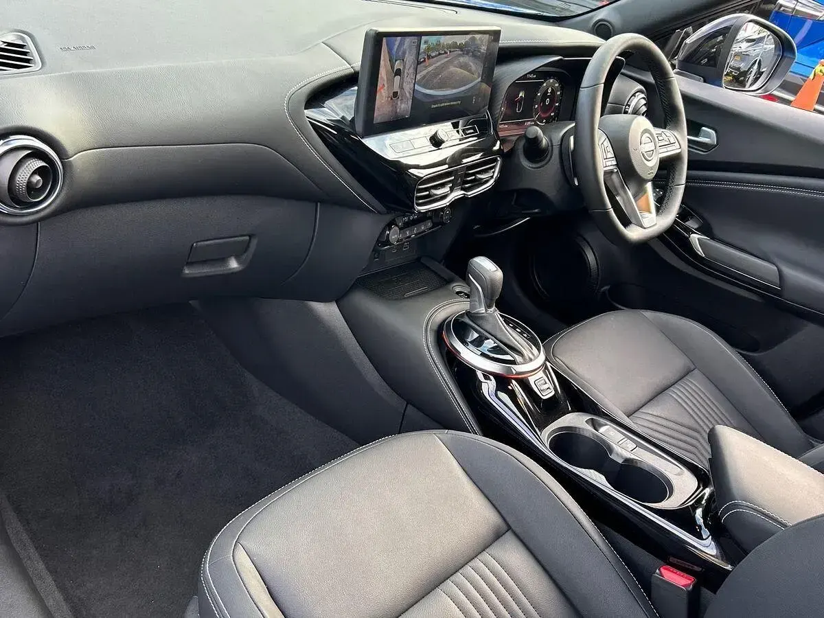 Used Nissan Juke S 114 HP (83 kW) 2025 Blue SUV
