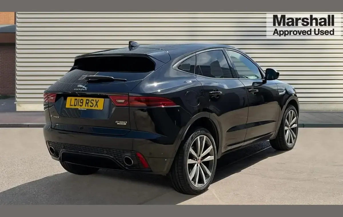 Used Jaguar E-Pace R-Dynamic 180 HP (132 kW) 2019 Black SUV