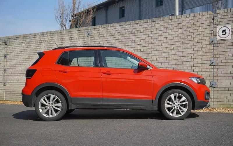 Used VW T-Cross SE 95 HP (69 kW) 2020 SUV