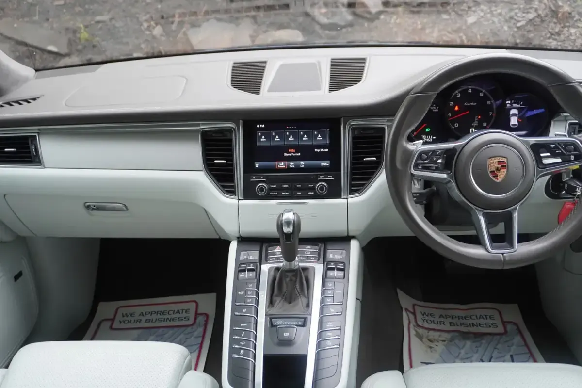 Usado Porsche Macan Turbo 2016 Azul SUV