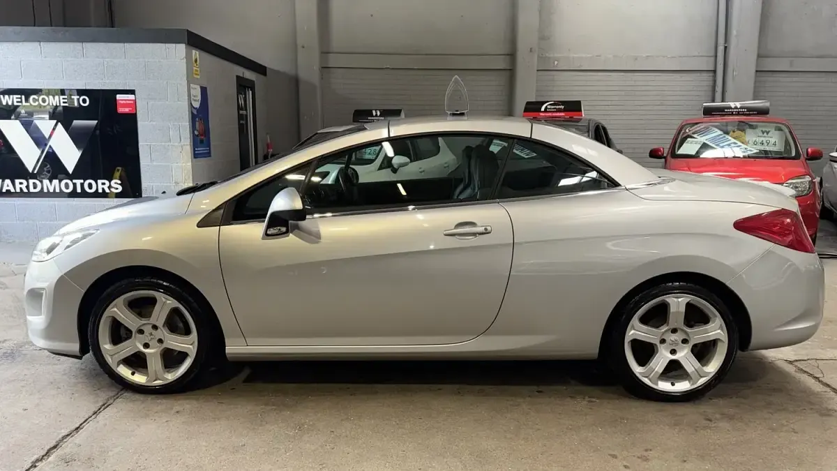Begagnad Peugeot 308 CC GT 2011 Silver Cab