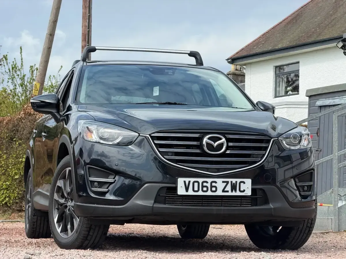 Second-hand Mazda CX-5 Inclusive 175 CP (128 kW) 2016 Negru SUV