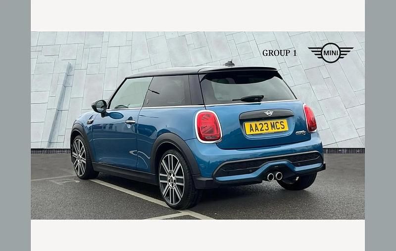 Used Mini Cooper S Exclusive 178 HP (130 kW) 2023 Blue Hatchback
