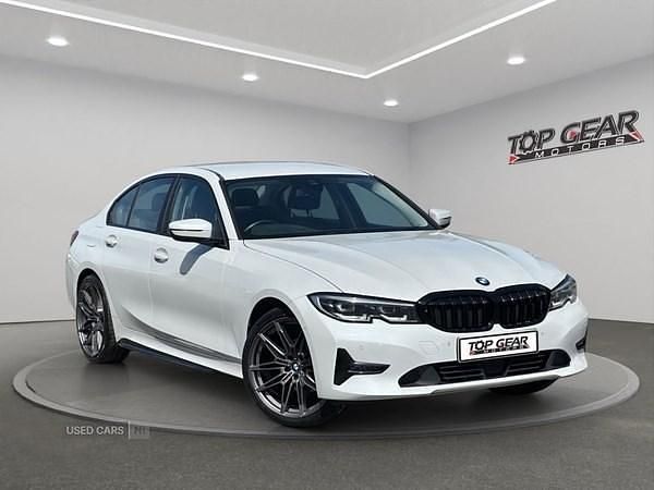 White Used 2019 BMW 320 Sedan | £15,995 (Good price) - Image 1/4