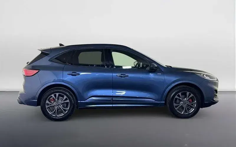 Used Ford Kuga ST-Line 224 HP (164 kW) 2022 Blue SUV