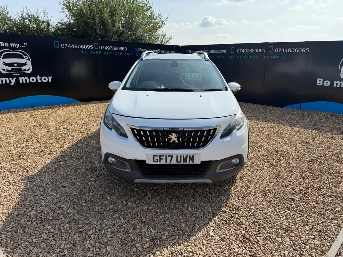 Used Peugeot 2008 Allure 108 HP (79 kW) 2017 White SUV