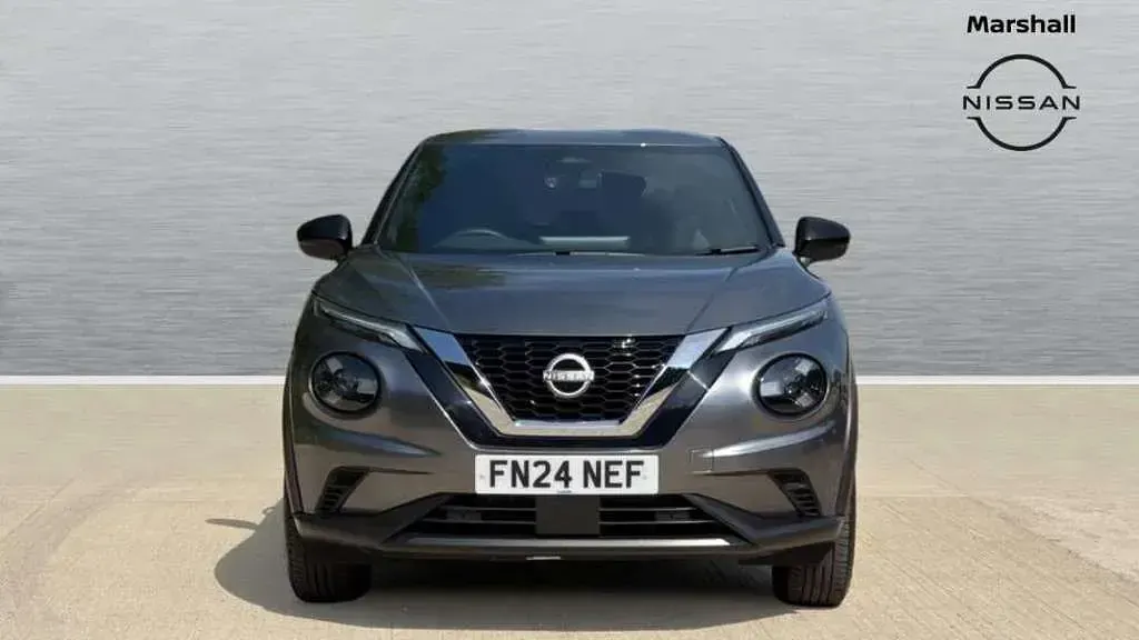 Used Nissan Juke N-Connecta 114 HP (83 kW) 2024 Grey SUV