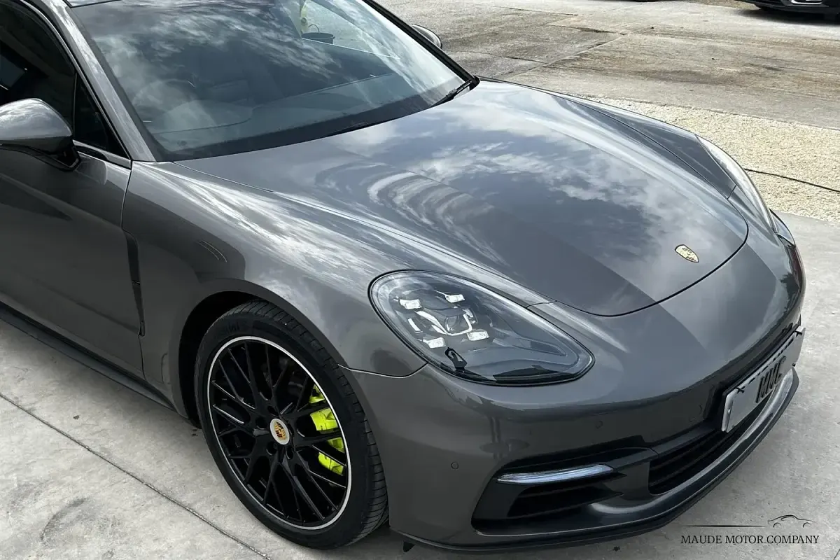 Used Porsche Panamera Sport Turismo 330 HP (242 kW) 2018 Grey Estate