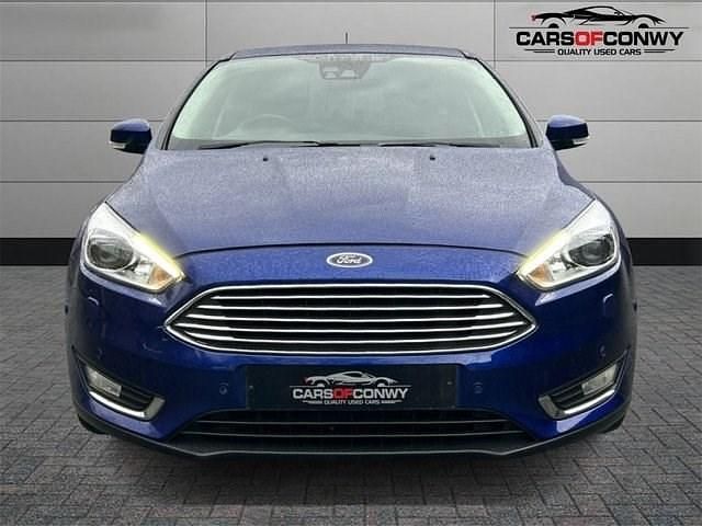 Used Ford Focus Titanium X 182 HP (133 kW) 2017 Blue Hatchback