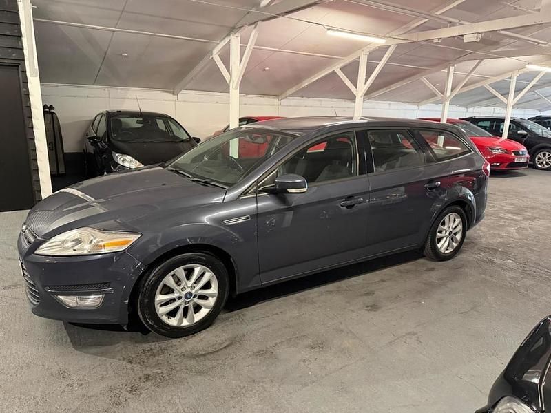 Second-hand Ford Mondeo Zetec 2011 Gri Break