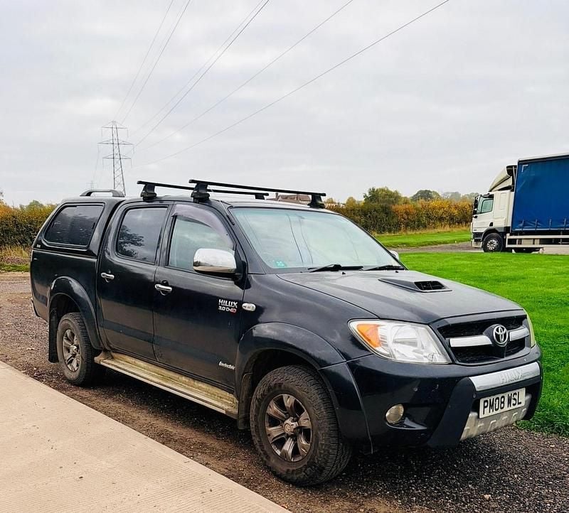 Black Used 2008 Toyota HiLux Pickup | £3,995 (Fair price) - Image 1/4