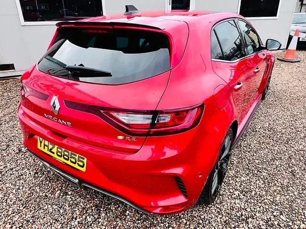 Used Renault Mégane Trophy 2019 Red Hatchback