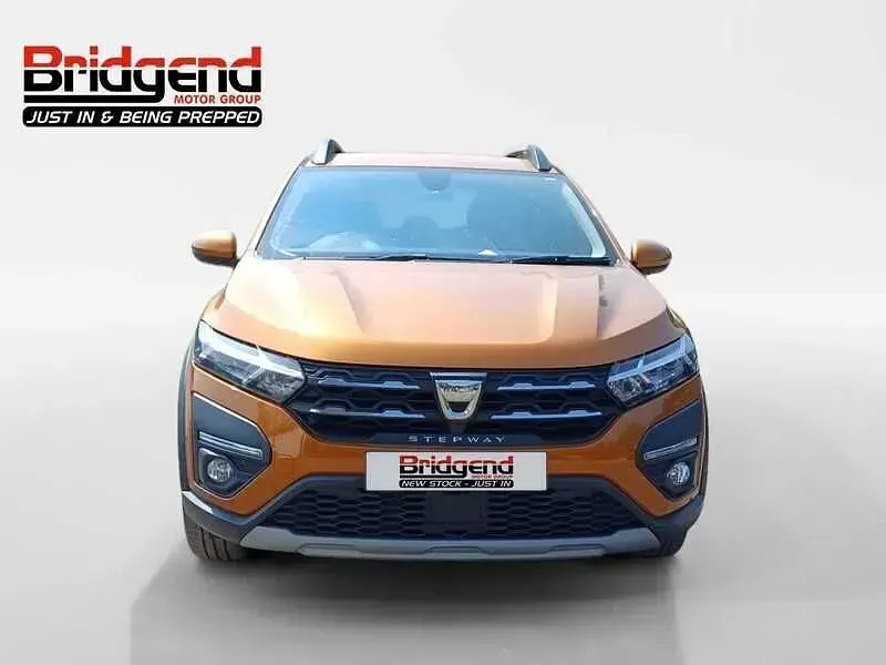 Used Dacia Sandero Prestige 91 HP (66 kW) 2021 Orange Hatchback