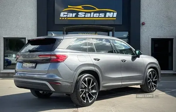 Usado Skoda Kodiaq SE 150 HP (110 kW) 2025 Cinzento SUV